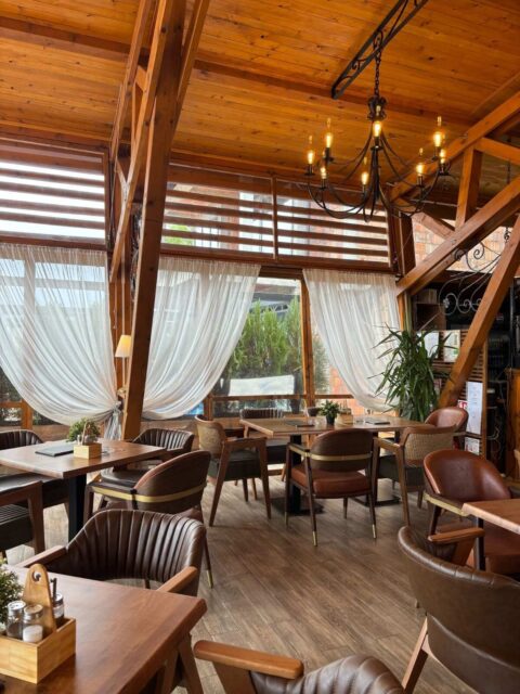 Img 8409f496bd81157aa27f51ea8992e671 v