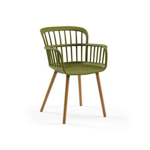 M Ac Aevan Kha Bee Medium