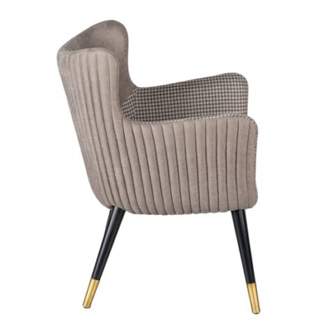 Untitled Session2319 550x550