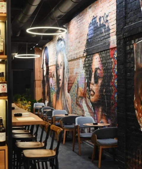 Svetstolica galerija whisky club b4 dorcol