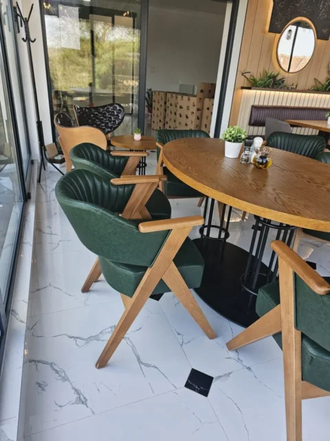 Svetstolica galerija motel krnjevo auto put e 75