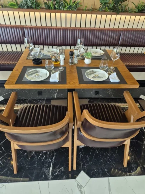 Svetstolica galerija motel krnjevo auto put e 75