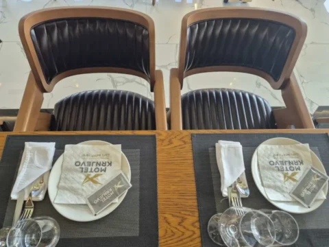 Svetstolica galerija motel krnjevo auto put e 75