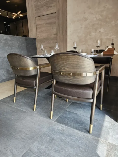 Svetstolica galerija vila sumadija raca