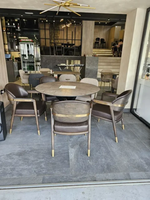 Svetstolica galerija vila sumadija raca